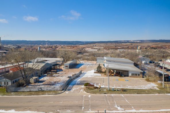 Office For Lease: 2801 Plant St, Rapid City, SD 57702